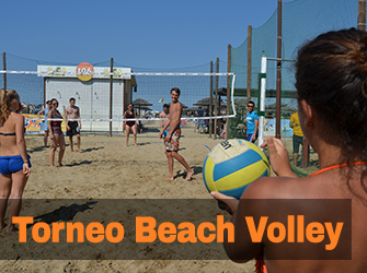 Tornei settimanali di beach volley e beach tennis