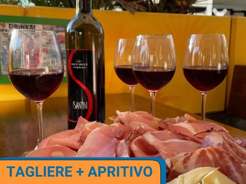 apritivo con salumi e formaggi - vino e birra